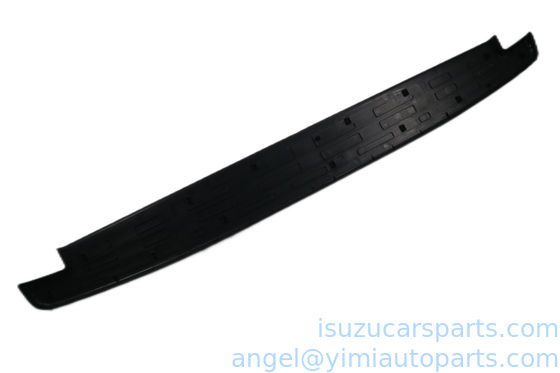 ISUZU DMAX2012 Car Body Parts PAD STEP RR BUMPER 8981023590 C8981023592