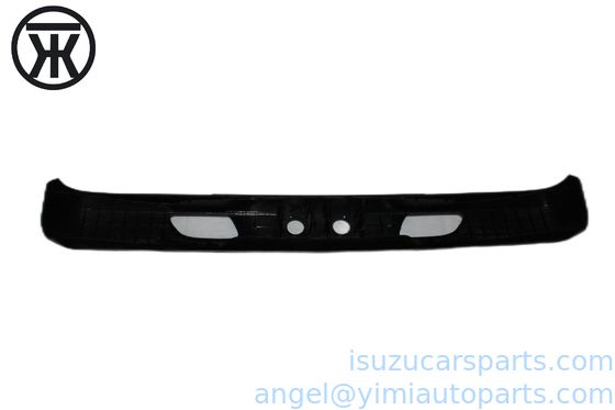 ISUZU NPR71 BUMPER FRT CENTER 8979990130